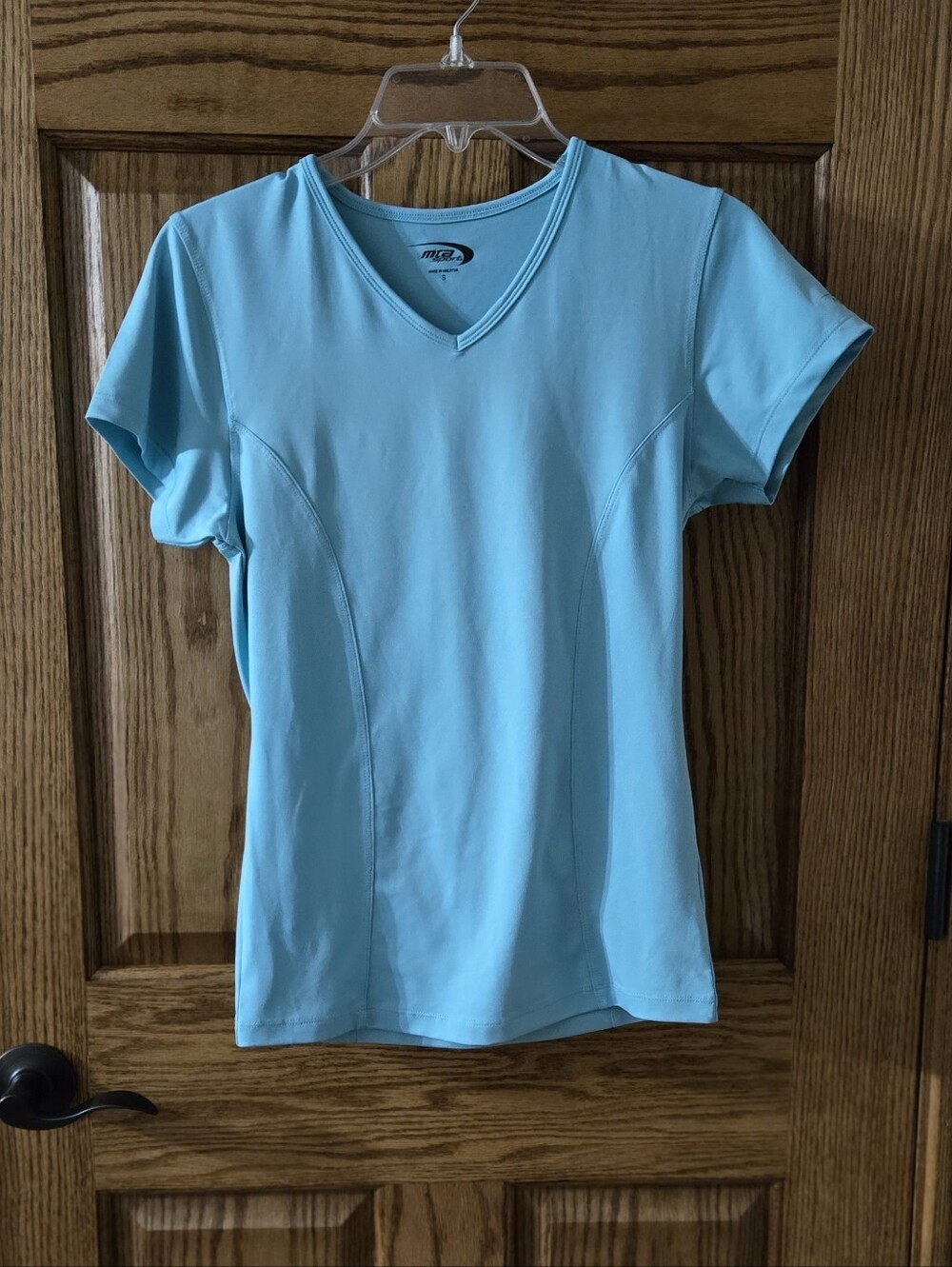 MT Women's V-Neck Short Sleeve Tee in Aqua